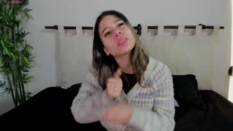 Rachell online show from 03-17-26, 04:17