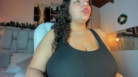 Snapshot of rachell_honey7 chatting on 01-06-26, 04:49 Rachel online show from 01-06-26, 04:49