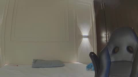 Snapshot of rachell_owen chatting on 12-23-25, 05:05 rachell_owen online show from 12-23-25, 05:05