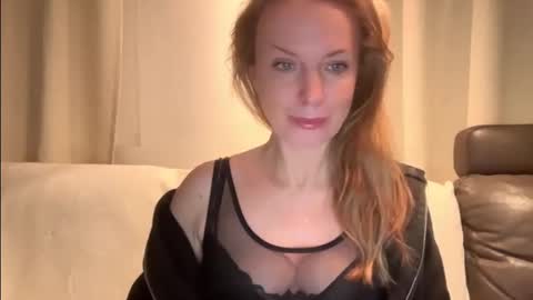 Snapshot of rachelldelicious chatting on 01-22-25, 09:10 Rachel online show from 01-22-25, 09:10