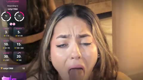 Snapshot of rachelruizz chatting on 09-19-25, 02:40 RACHEL online show from 09-19-25, 02:40