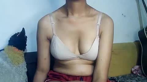 Snapshot of rachelshiny chatting on 09-19-25, 06:52 RachelShiny online show from 09-19-25, 06:52