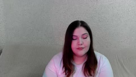 Snapshot of rachelwild chatting on 09-19-25, 08:49 RachelWild online show from 09-19-25, 08:49