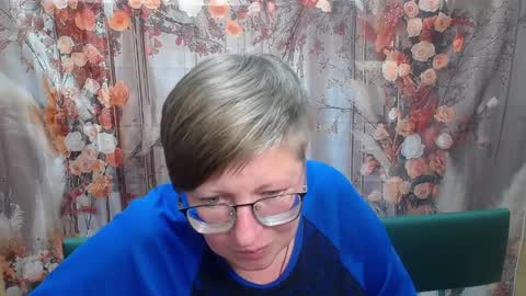 Snapshot of radachudna chatting on 05-16-26, 05:45 RadaChudna online show from 05-16-26, 05:45