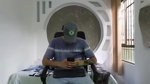 R A F A E L online show from 11-23-25, 08:30