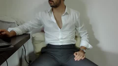 Snapshot of rafaelssk chatting on 12-08-24, 10:08 elenacam online show from 12-08-24, 10:08