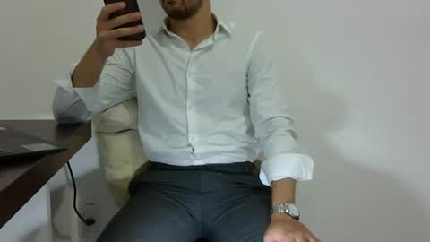 Snapshot of rafaelssk chatting on 03-06-25, 10:36 elenacam online show from 03-06-25, 10:36