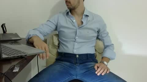 Snapshot of rafaelssk chatting on 02-21-26, 12:06 elenacam online show from 02-21-26, 12:06