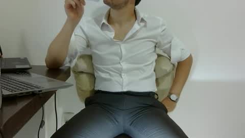 Snapshot of rafaelssk chatting on 02-24-26, 09:18 elenacam online show from 02-24-26, 09:18