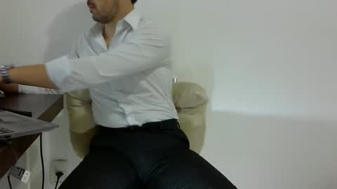 Snapshot of rafaelssk chatting on 02-25-26, 09:19 elenacam online show from 02-25-26, 09:19