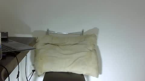 Snapshot of rafaelssk chatting on 03-06-26, 09:17 elenacam online show from 03-06-26, 09:17