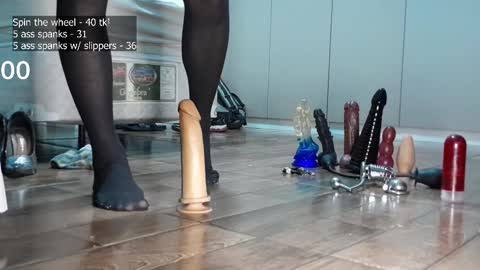 Snapshot of rafaslave chatting on 02-22-25, 08:09 Rafa Slave online show from 02-22-25, 08:09