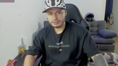 ragnar_lothbrok77 online show from 05-04-26, 06:26