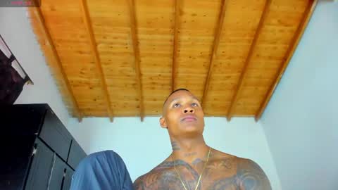 Andres H online show from 07-15-26, 05:51
