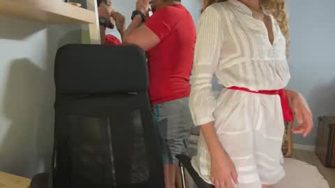 Snapshot of ragnarr_xxx chatting on 11-01-25, 08:33 Ragnarr online show from 11-01-25, 08:33