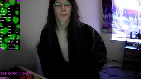 Snapshot of raildtwink chatting on 01-01-25, 05:33 Rayne online show from 01-01-25, 05:33