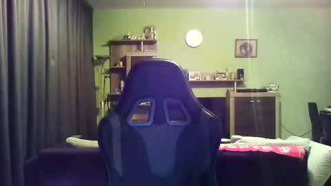 Snapshot of raimondo32 chatting on 12-04-24, 08:01 Raimondo te Paste online show from 12-04-24, 08:01