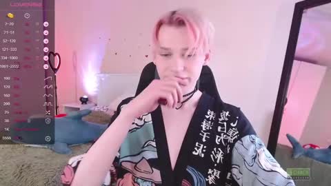 Snapshot of rainbow__salt chatting on 01-19-25, 10:06 Mike online show from 01-19-25, 10:06