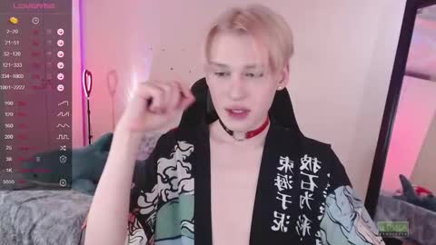 Snapshot of rainbow__salt chatting on 02-03-25, 10:58 Mike online show from 02-03-25, 10:58