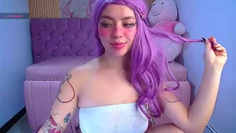 Snapshot of rainbowlover_ch chatting on 10-22-25, 07:41 Rainy online show from 10-22-25, 07:41
