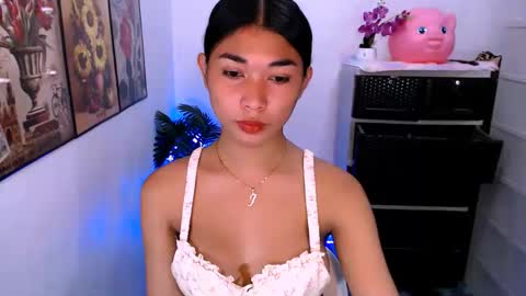 raindrizzle1706 online show from 03-04-26, 04:35