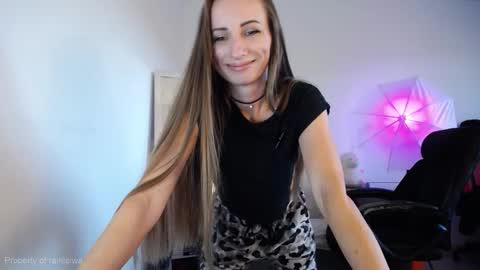 Snapshot of rainleiwa chatting on 09-22-25, 03:47 Call me Lei online show from 09-22-25, 03:47