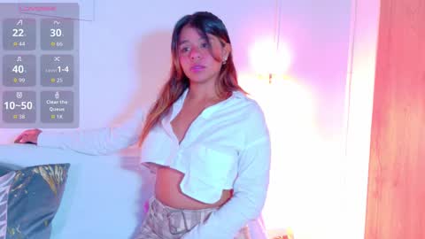  Nina  online show from 10-18-25, 12:35