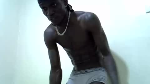 Snapshot of rakeem_1_ chatting on 02-21-25, 07:32 rakeem 1  online show from 02-21-25, 07:32