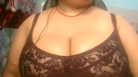 rakhi33888 online show from 11-04-25, 05:01