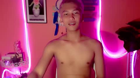 Snapshot of ralfhuge24 chatting on 09-19-25, 06:59 ralfhuge24 online show from 09-19-25, 06:59