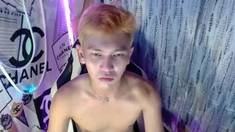 Snapshot of ralfhuge24 chatting on 12-14-25, 06:52 ralfhuge24 online show from 12-14-25, 06:52