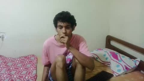 Snapshot of rami_hot0 chatting on 12-17-25, 04:57 rami_hot0 online show from 12-17-25, 04:57