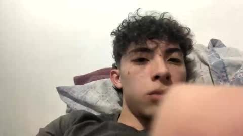 ramiroo2312 online show from 09-26-25, 02:04