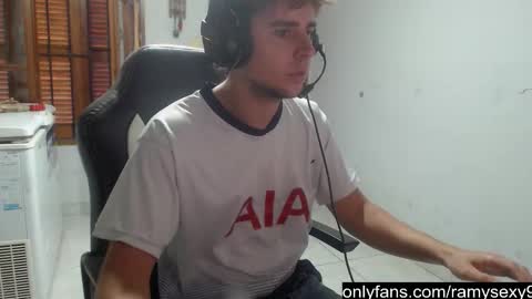 Ramiro online show from 03-25-26, 11:49