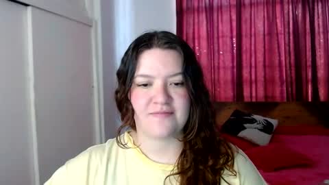 Snapshot of ramona15 chatting on 07-26-26, 09:54 Ramona online show from 07-26-26, 09:54