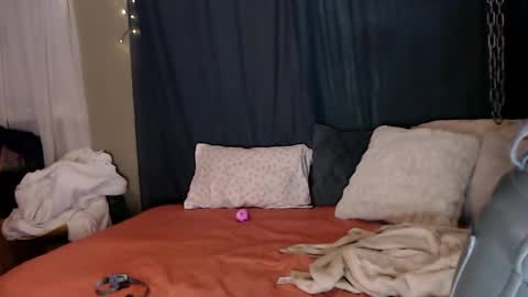    RAMONA Q   online show from 12-20-24, 05:36