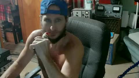 Snapshot of randalltotazz chatting on 07-17-26, 10:58 Randall online show from 07-17-26, 10:58