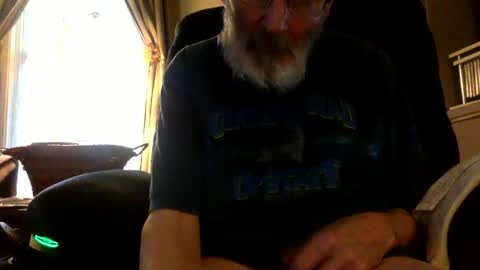 Randy online show from 06-04-26, 10:43