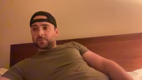 Snapshot of randomdude5950 chatting on 12-05-25, 03:48 randomdude5950 online show from 12-05-25, 03:48