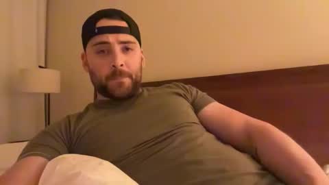 Snapshot of randomdude5950 chatting on 01-12-26, 01:44 randomdude5950 online show from 01-12-26, 01:44