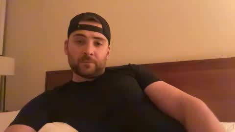 Snapshot of randomdude5950 chatting on 02-25-26, 03:27 randomdude5950 online show from 02-25-26, 03:27