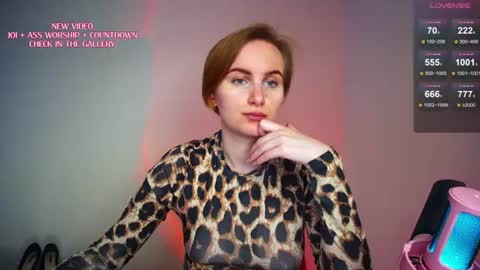 Snapshot of randycherry chatting on 07-03-26, 04:35 Cherry Miss Cherry online show from 07-03-26, 04:35