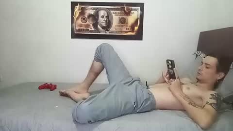 Snapshot of rangel_sex chatting on 06-13-26, 02:20 Rangel and Lola online show from 06-13-26, 02:20