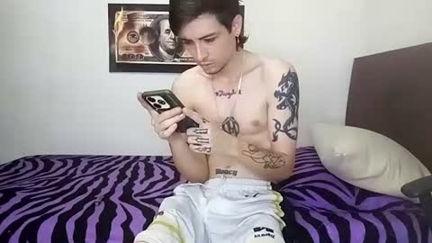 Snapshot of rangel_sex chatting on 06-20-26, 03:26 Rangel and Lola online show from 06-20-26, 03:26