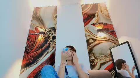 raphael_nyon1 online show from 05-21-26, 03:57