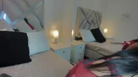 Raquel Moore  online show from 03-12-25, 08:41