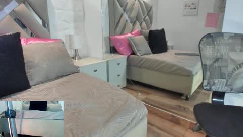 Raquel Moore  online show from 02-06-26, 05:16