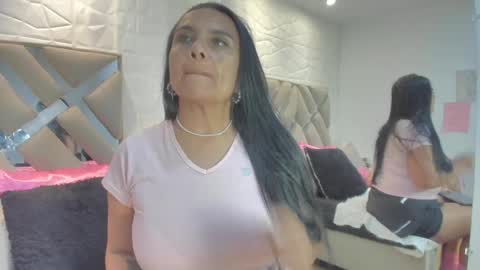 Raquel Moore  online show from 02-07-26, 04:11