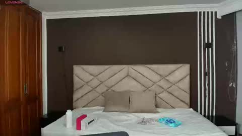 Raquel online show from 09-20-25, 12:06