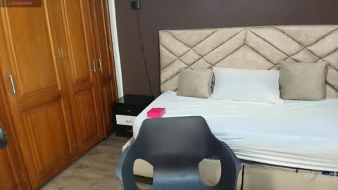 Raquel online show from 11-03-25, 11:44